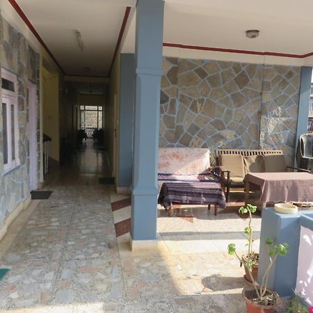 New United Hotel Pokhara Exterior foto