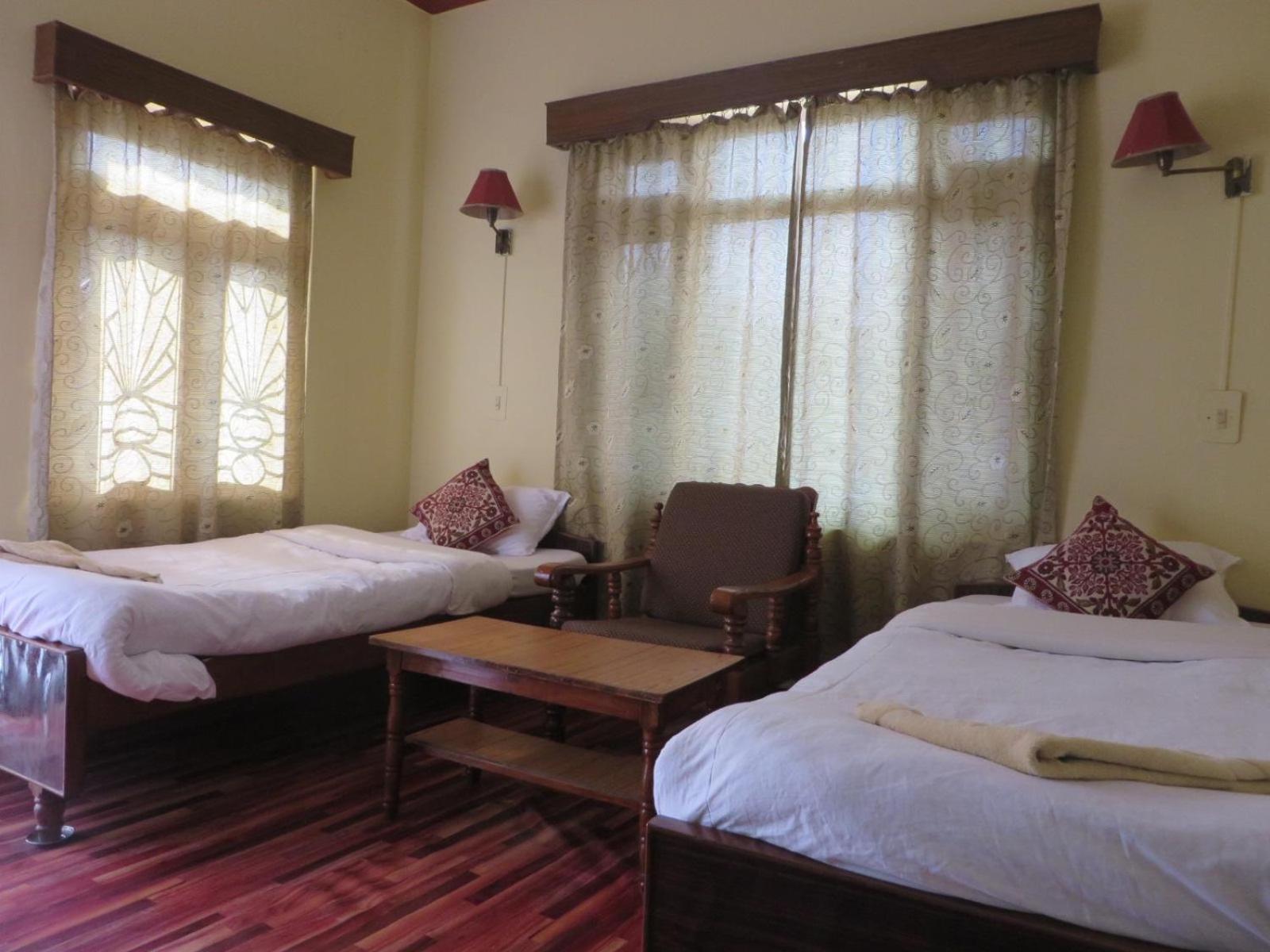 New United Hotel Pokhara Exterior foto